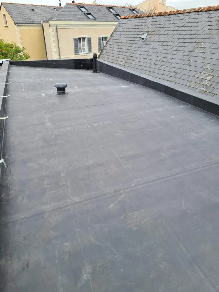 toit-terrasse-bitume-epdm-bati-toiture-angers