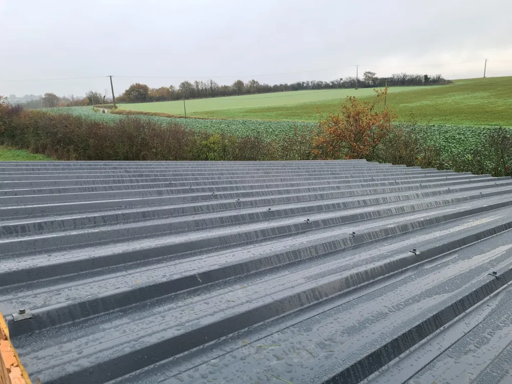 couverture-bac-acier-bati-toiture-angers